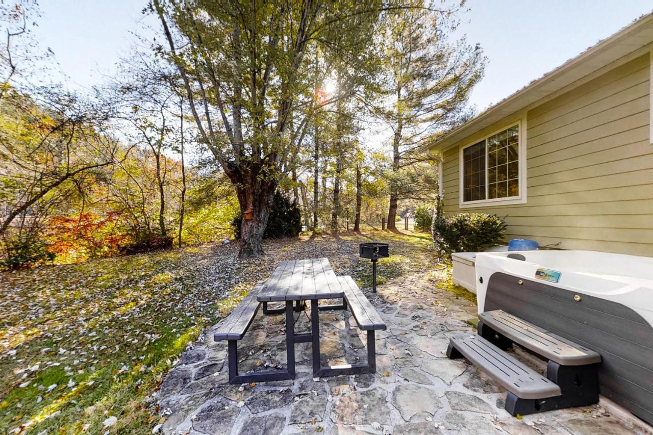 3 Bed 2 Bath Vacation Home In Whittier Buitenkant foto