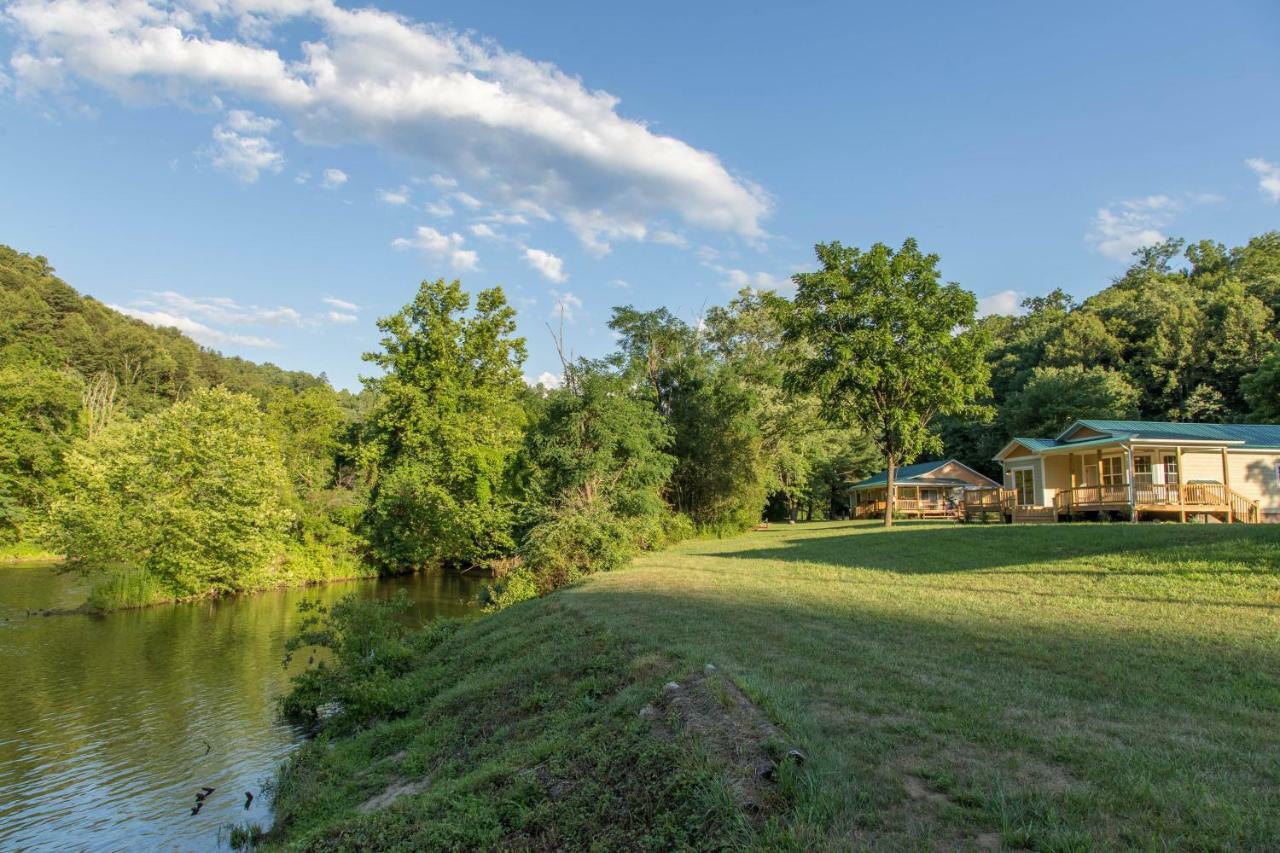 3 Bed 2 Bath Vacation Home In Whittier Buitenkant foto