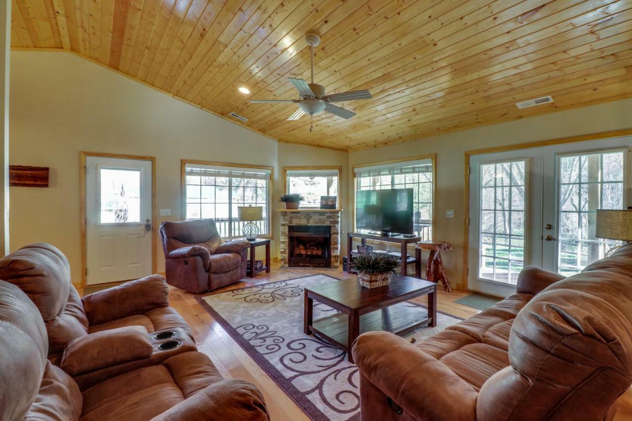 3 Bed 2 Bath Vacation Home In Whittier Buitenkant foto